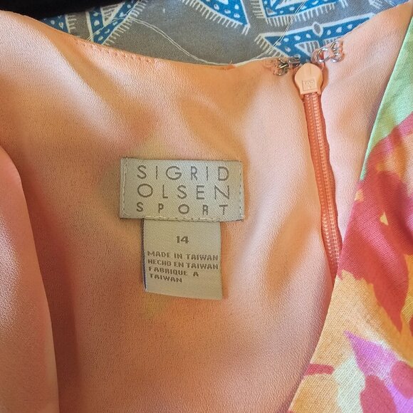 Sigrid Olsen-vintage size 14 Maxi dress-floral patter, vacation fun - Picture 5 of 6